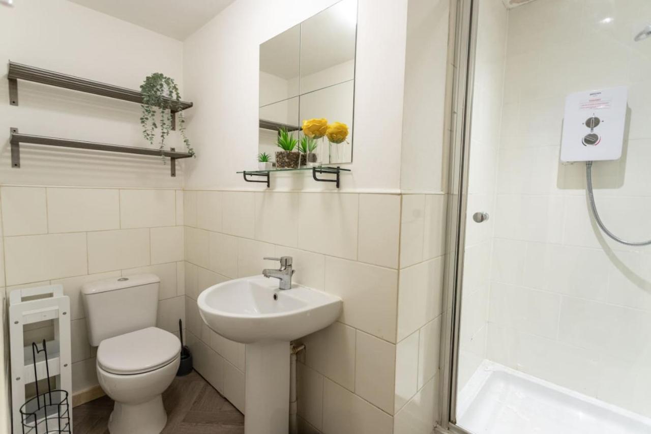 Flat 1 Sunnyside Contractor Long By Shortstayuk Bristol